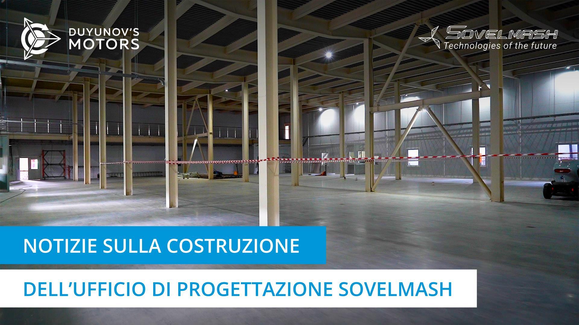 Posa del massetto per il pavimento dell'ufficio di progettazione Sovelmash